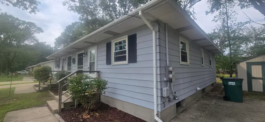 2144 Plainfield Avenue, Norton Shores, MI 49441 - #2