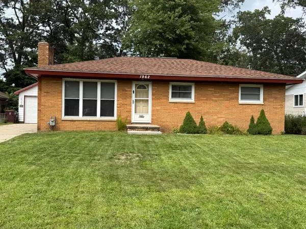 1962 Francis Avenue, Muskegon, MI 49442