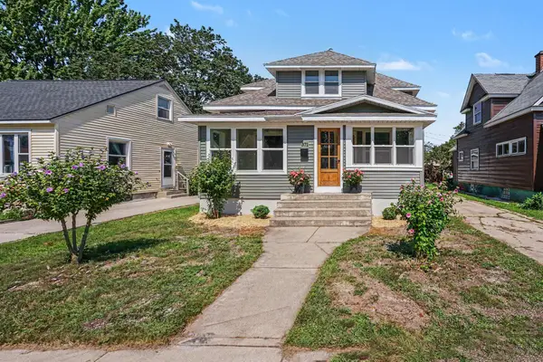 371 W 19th Street, Holland, MI 49423