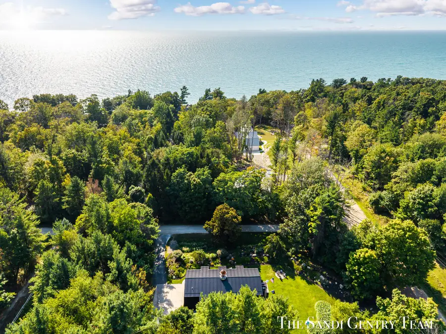 8567 Chuckanut Drive, Montague, MI 49437 - #3