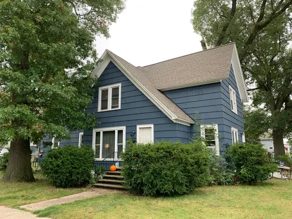 111 E Grand Avenue, Muskegon, MI 49442