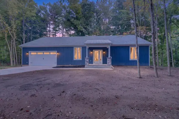 13165 Deer Creek Drive, SouthHaven, MI 49090