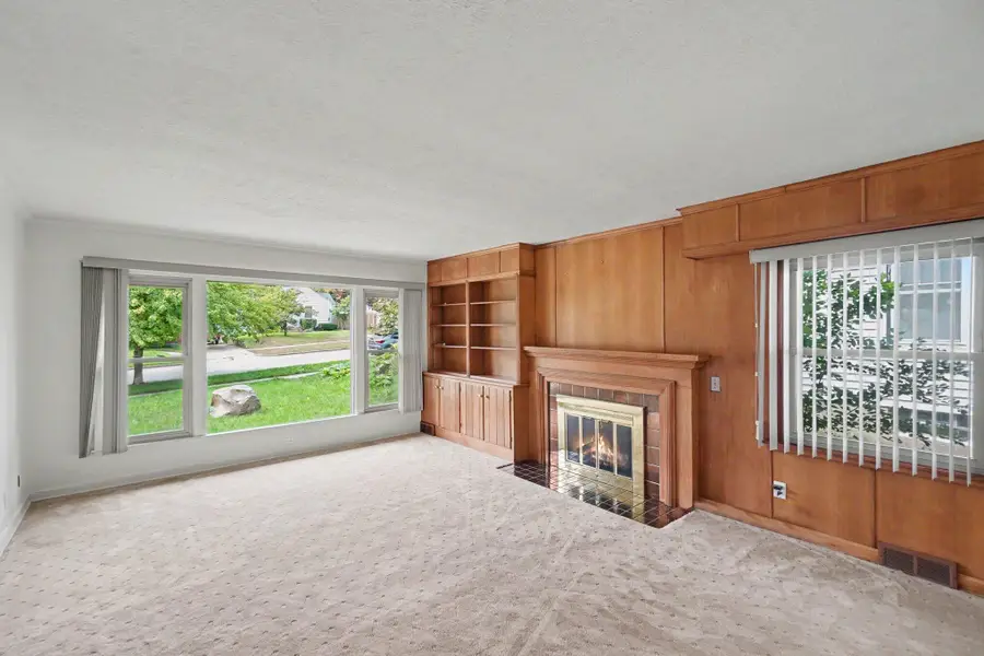 1220 SE Sylvan Avenue SE, Grand Rapids, MI 49506 - #2