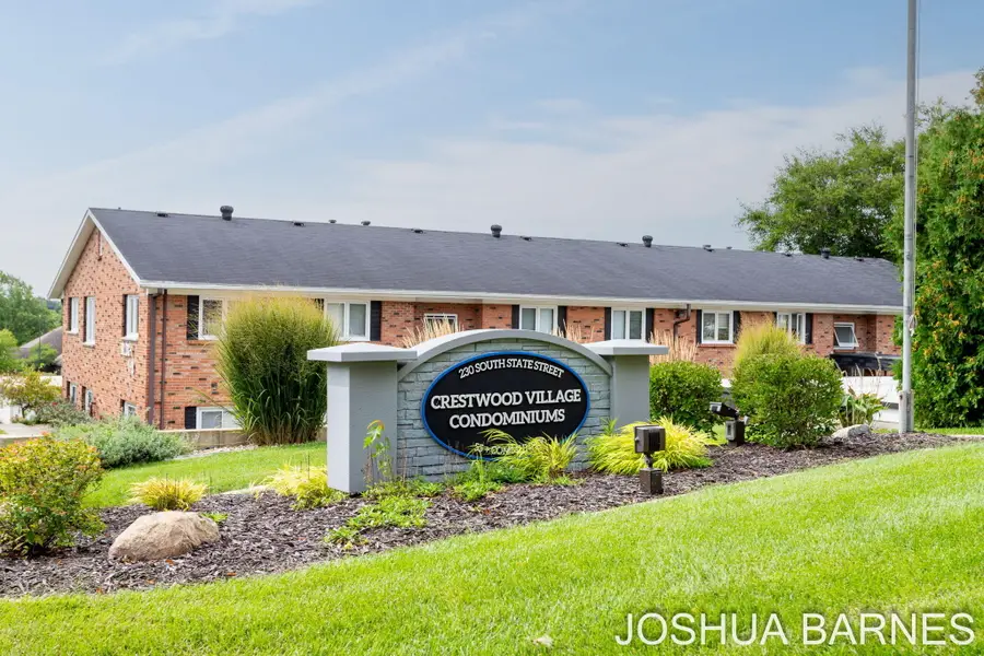 230 S State Street Building: 4 Unit: 29, Zeeland, MI 49464 - #2