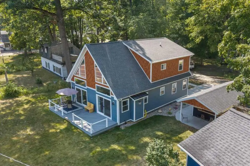 7603 S Croton Hardy Drive, Newaygo, MI 49337 - #1