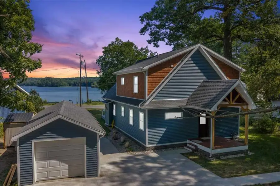 7603 S Croton Hardy Drive, Newaygo, MI 49337 - #2
