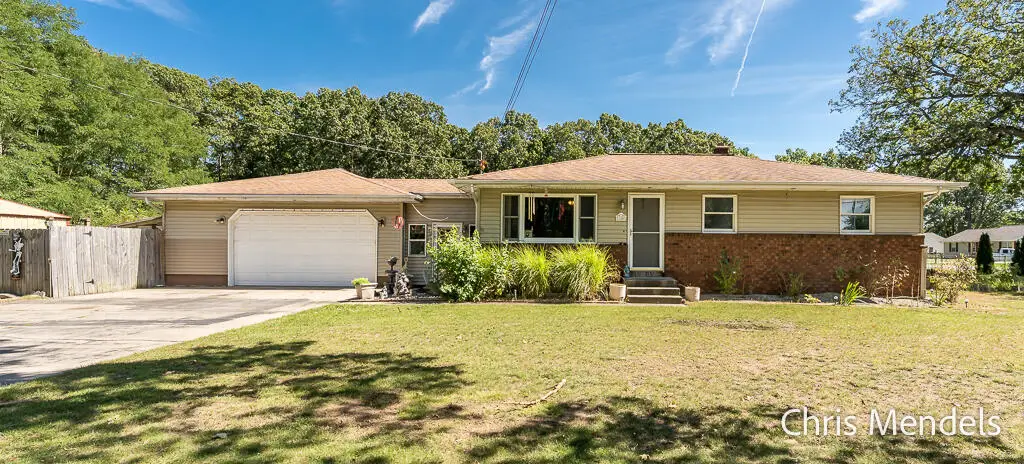 180 S Wolf Lake Road, Muskegon, MI 49442 - #1