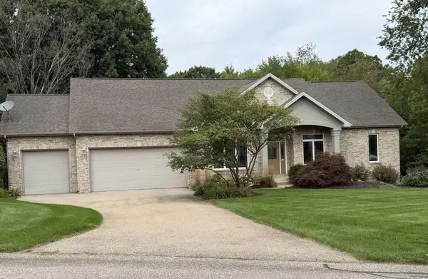 4786 Sunflower Ridge Drive NE, Ada, MI 49301