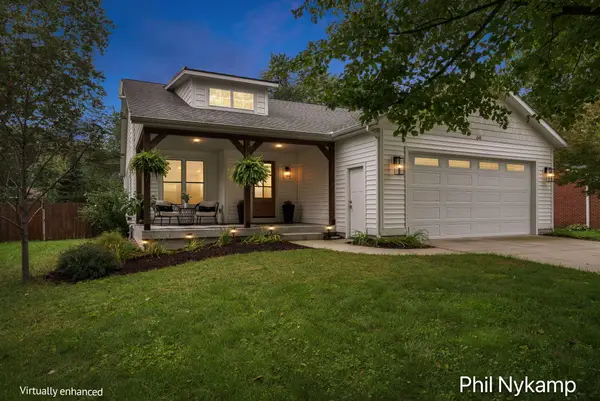 64 W 33rd Street, Holland, MI 49423