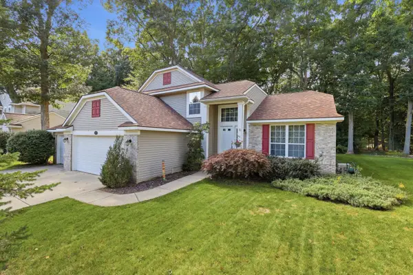 13347 Greenbriar Drive, GrandHaven, MI 49417