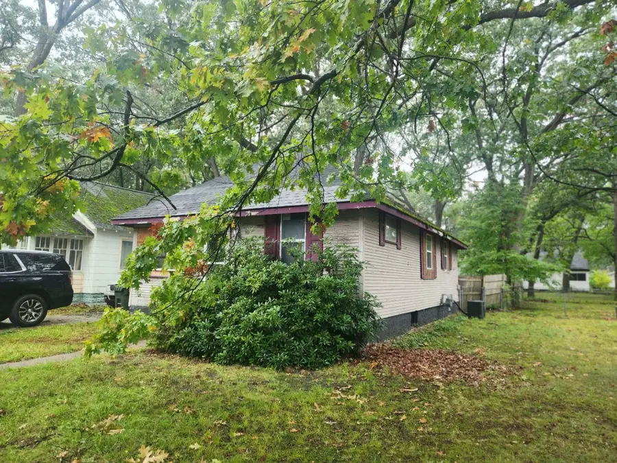 1937 Superior Street, Muskegon, MI 49442 - #2