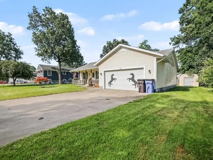 1211 Woodcrest Street, Muskegon, MI 49442 - #2