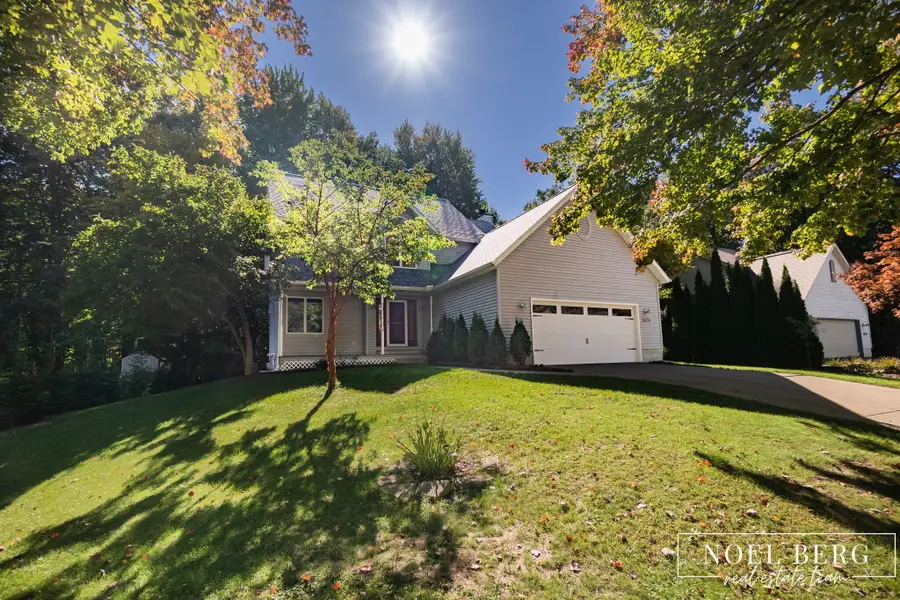 16216 Terrace Road, Spring Lake, MI 49456 - #2