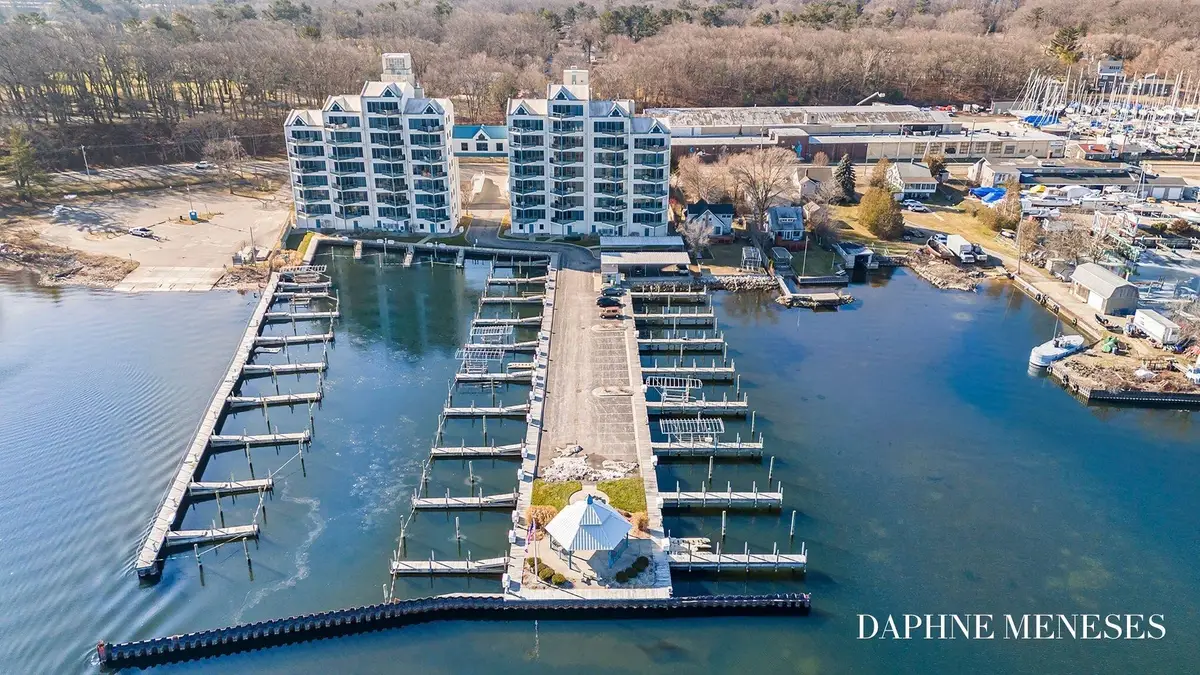 2964 Lakeshore Drive Unit: #E403, Muskegon, MI 49441 - #1