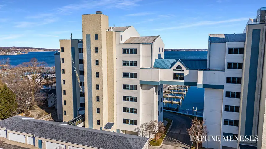 2964 Lakeshore Drive Unit: #E403, Muskegon, MI 49441 - #3