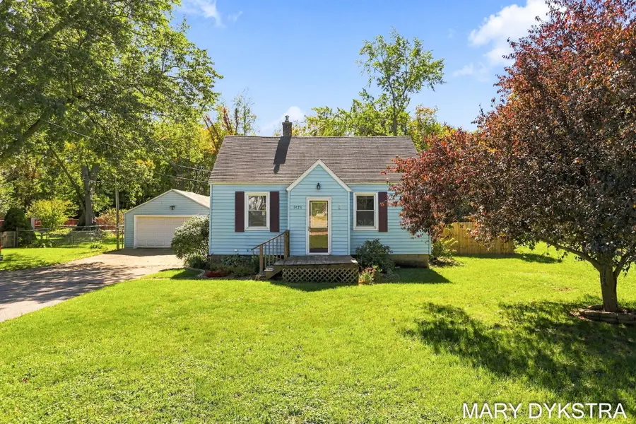 1426 W Lakewood Boulevard, Holland, MI 49424 - #3