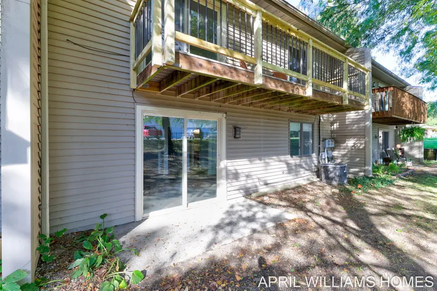117 Shoreline Road, Holland, MI 49424 - #3