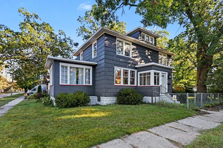 210 E Larch Avenue, Muskegon, MI 49442 - #3