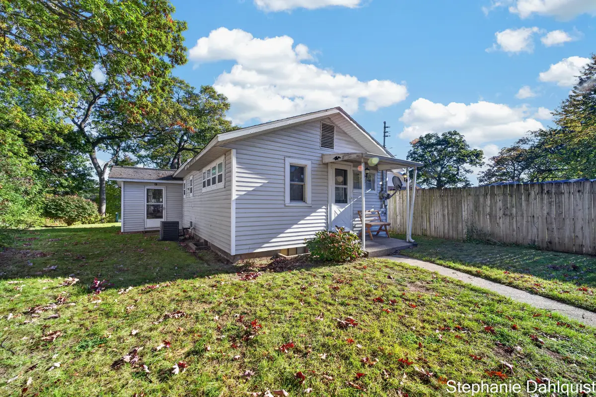 315 N Muskegon Boulevard, Muskegon, MI 49442 - #1