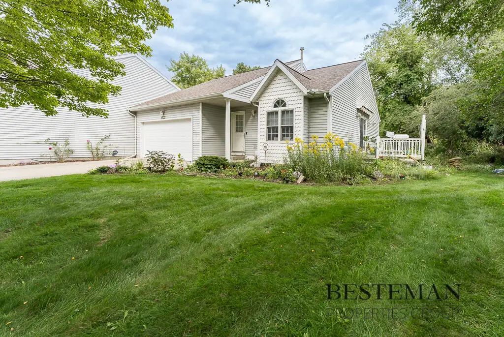 1537 Beechwood Court, Grand Haven, MI 49417 - #1