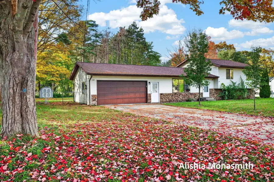 3355 S Walker Road, Muskegon, MI 49444 - #3