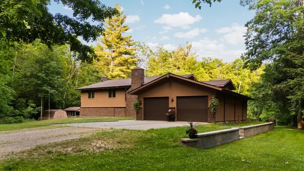 6634 Newcosta Avenue, Stanwood, MI 49346