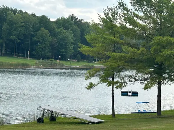9523 Fawn Ridge Road, CanadianLakes, MI 49346