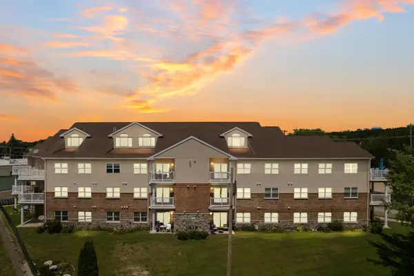 301 N Lake Street Unit: 104, Cadillac, MI 49601