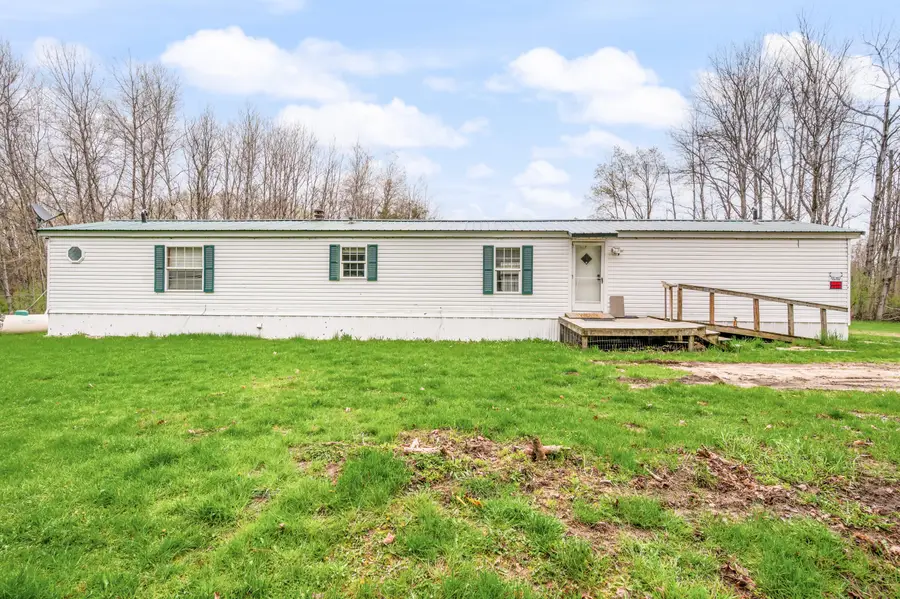 22132 15th Ave, Sears, MI 49679 - #3