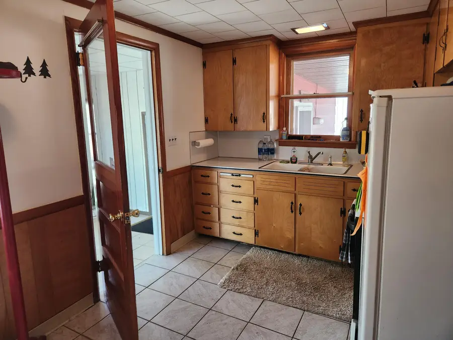 8024 W Hemlock Avenue, Baldwin, MI 49304 - #3