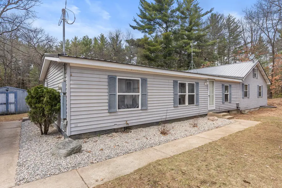 8233 Beech Avenue, Croton, MI 49329 - #2