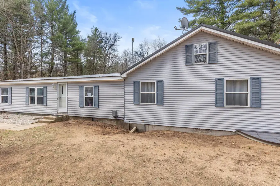 8233 Beech Avenue, Croton, MI 49329 - #3
