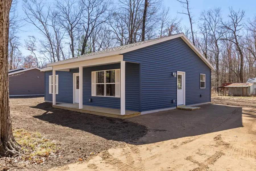 8992 Mackinaw Trail Drive, Reynolds, MI 49329 - #3