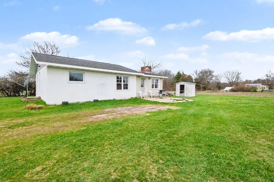 5771 N Woodbridge Road, Merrill, MI 49349 - #2