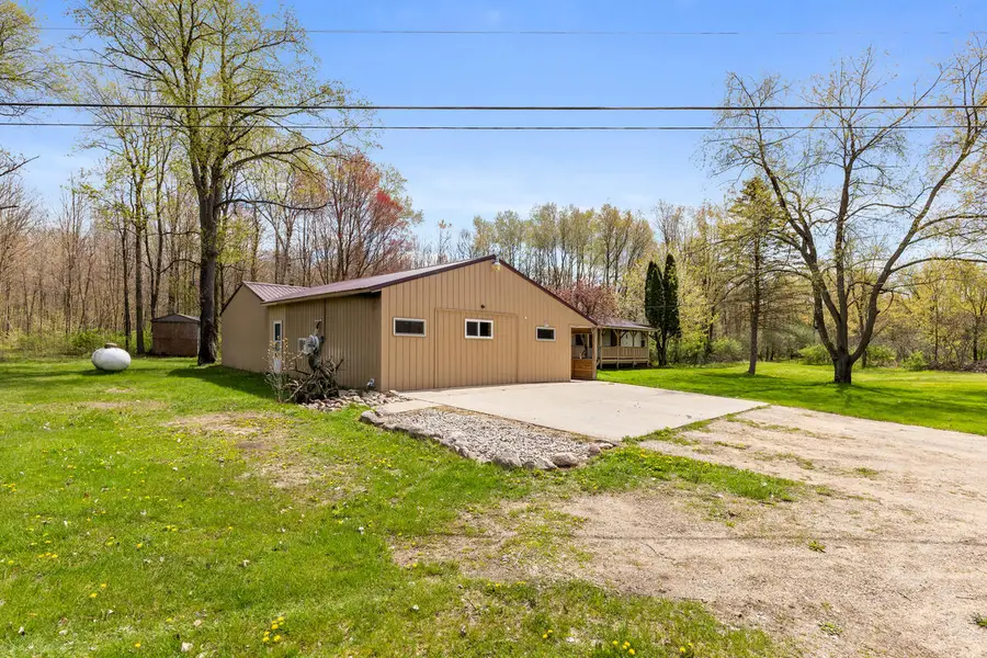 11718 Federal Road, Morley, MI 49336 - #3