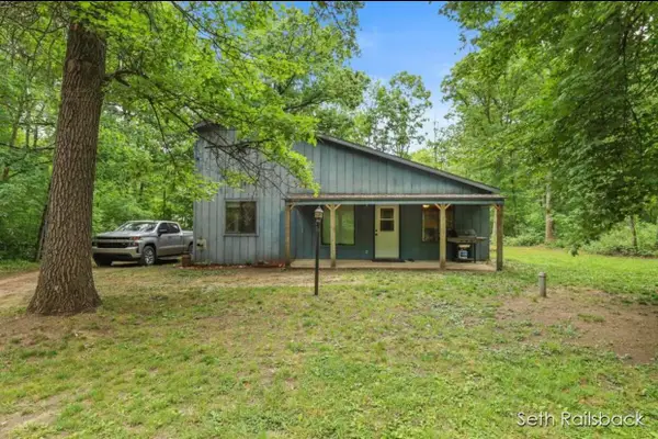 8744 Mackinaw Trail Drive, HowardCity, MI 49329