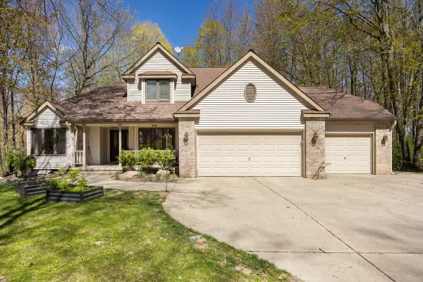 15056 Oakwood Drive, BigRapids, MI 49307