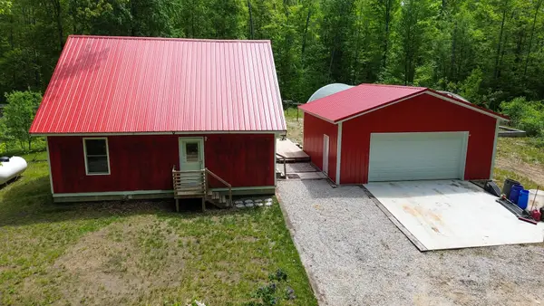 4196 W 4 Mile Road, WhiteCloud, MI 49349