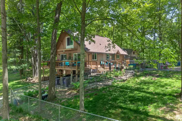 8104 Tanglewood Trail Unit: 191, CanadianLakes, MI 49346