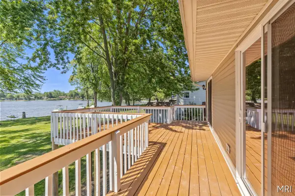 8303 Cowan Lake Drive NE, Rockford, MI 49341
