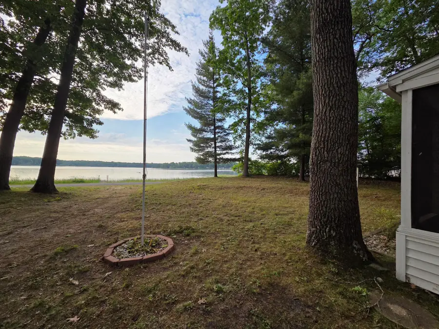 2093 N Tallman Lake Road, Fountain, MI 49410 - #2