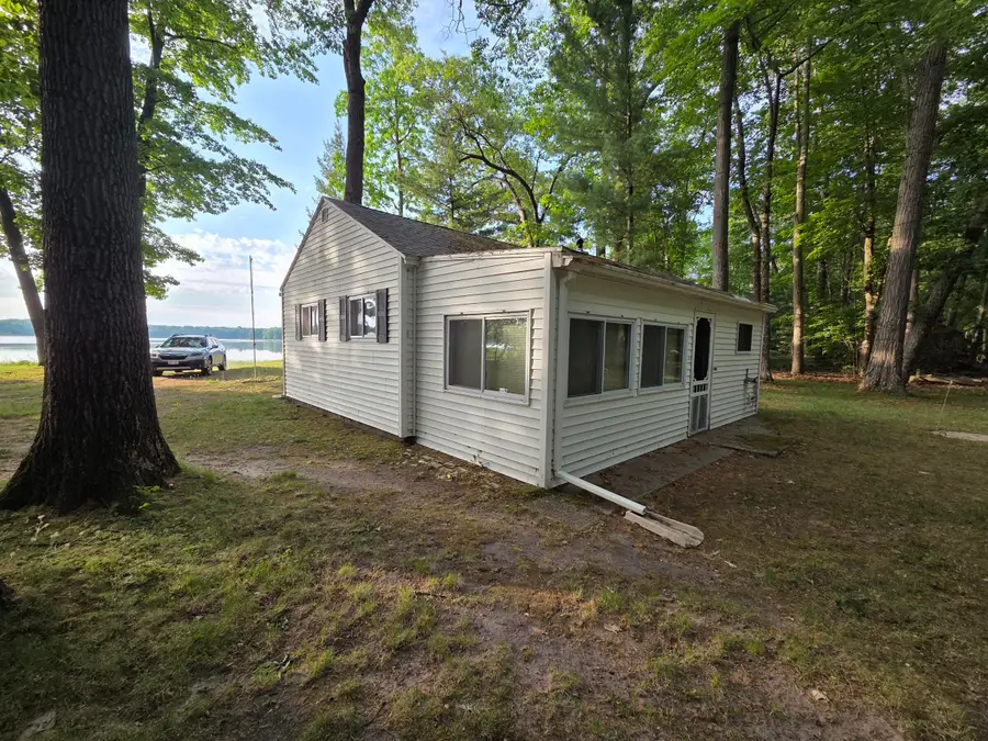 2093 N Tallman Lake Road, Fountain, MI 49410 - #3