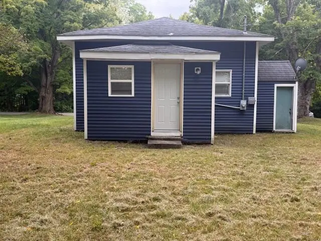 37 E Jefferson Street, Newaygo, MI 49337 - #3