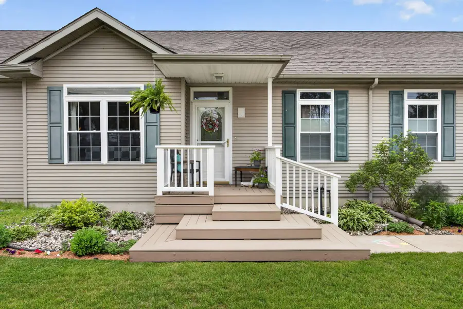 20777 Walnut Drive, Reed City, MI 49677 - #2