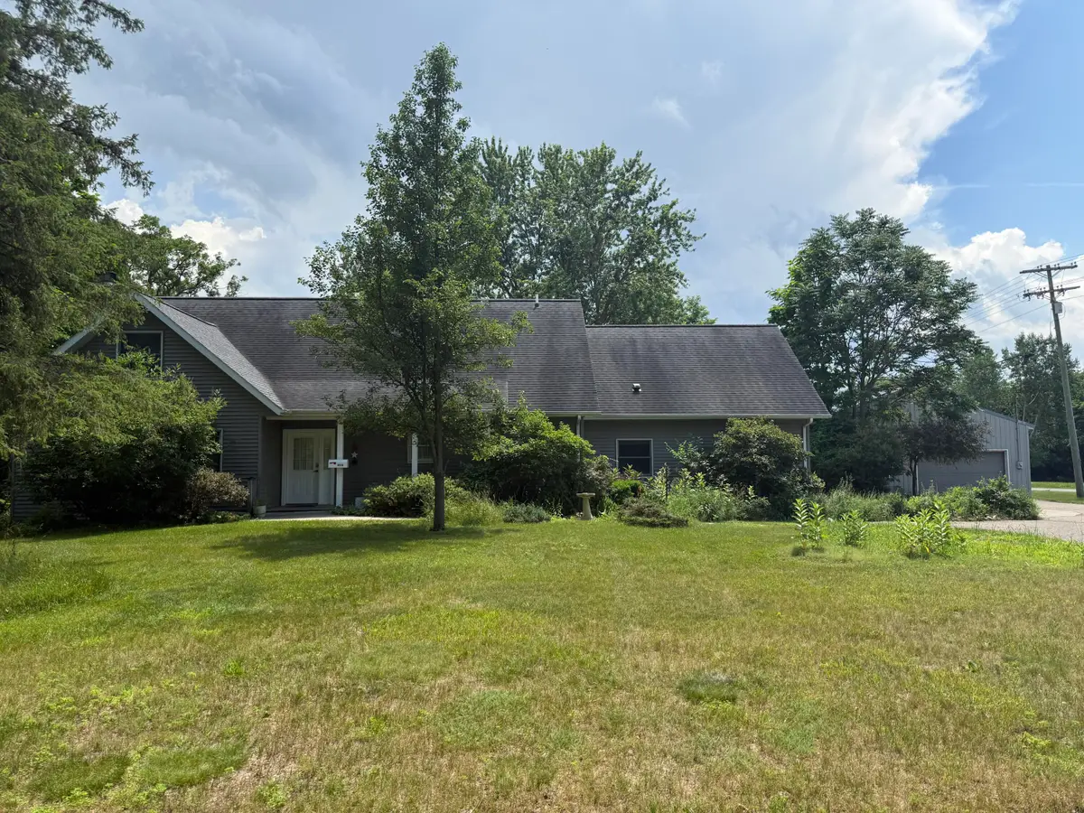 8518 3rd Street, Vestaburg, MI 48891 - #1