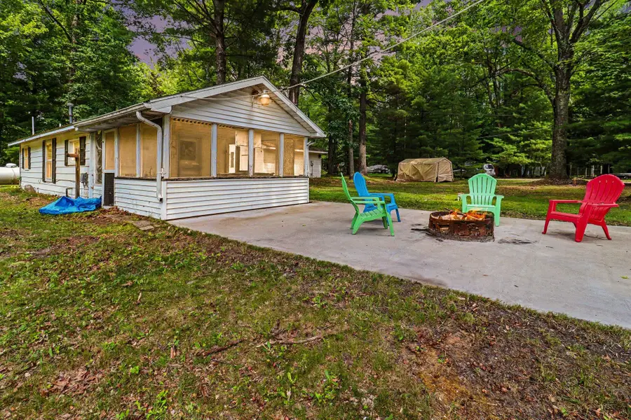 1321 W Channel Drive, Bitely, MI 49309 - #2