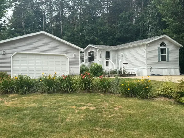 8166 Constitution Boulevard, Cadillac, MI 49601