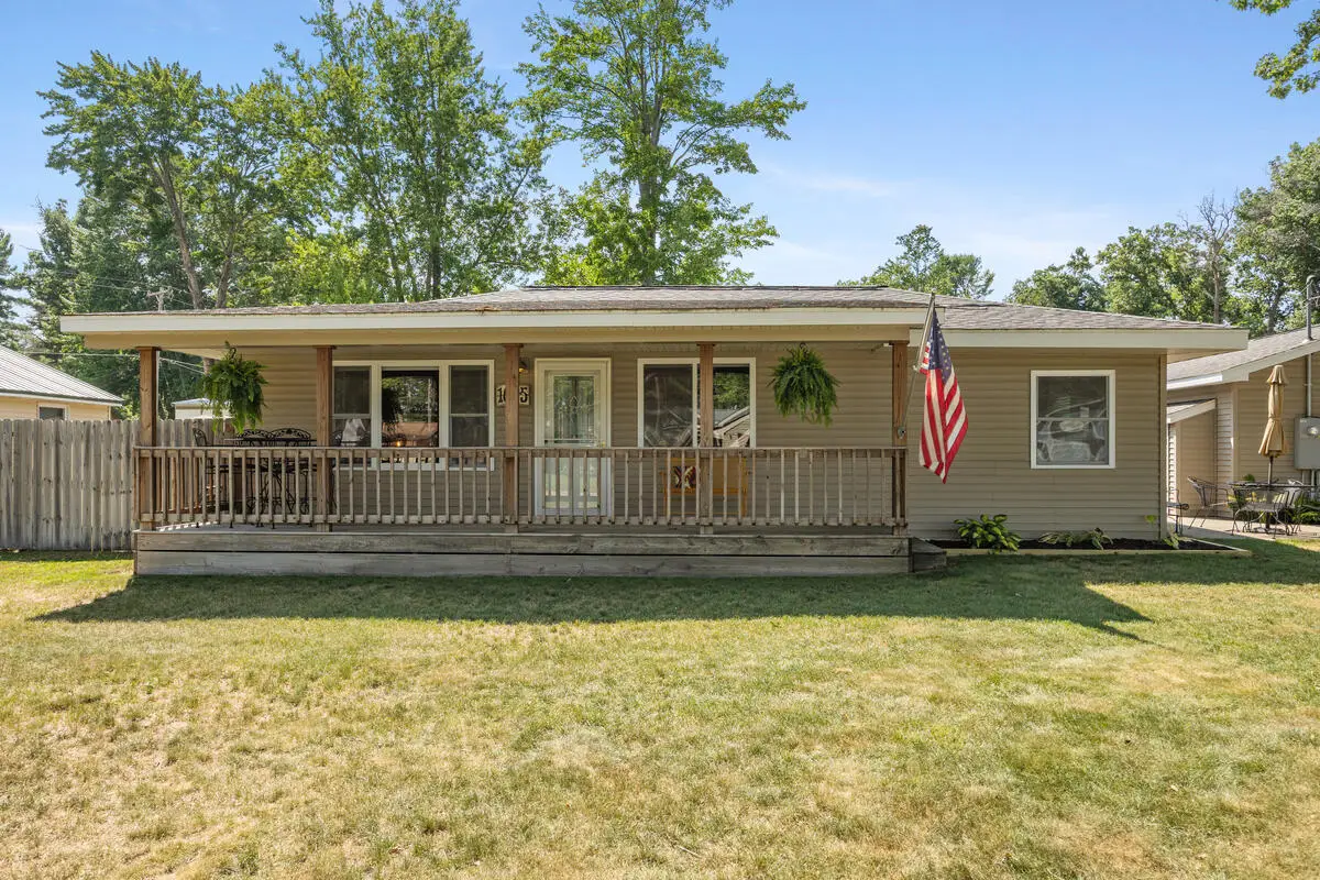 1655 S Camp Avenue, Big Prairie, MI 49349 - #1