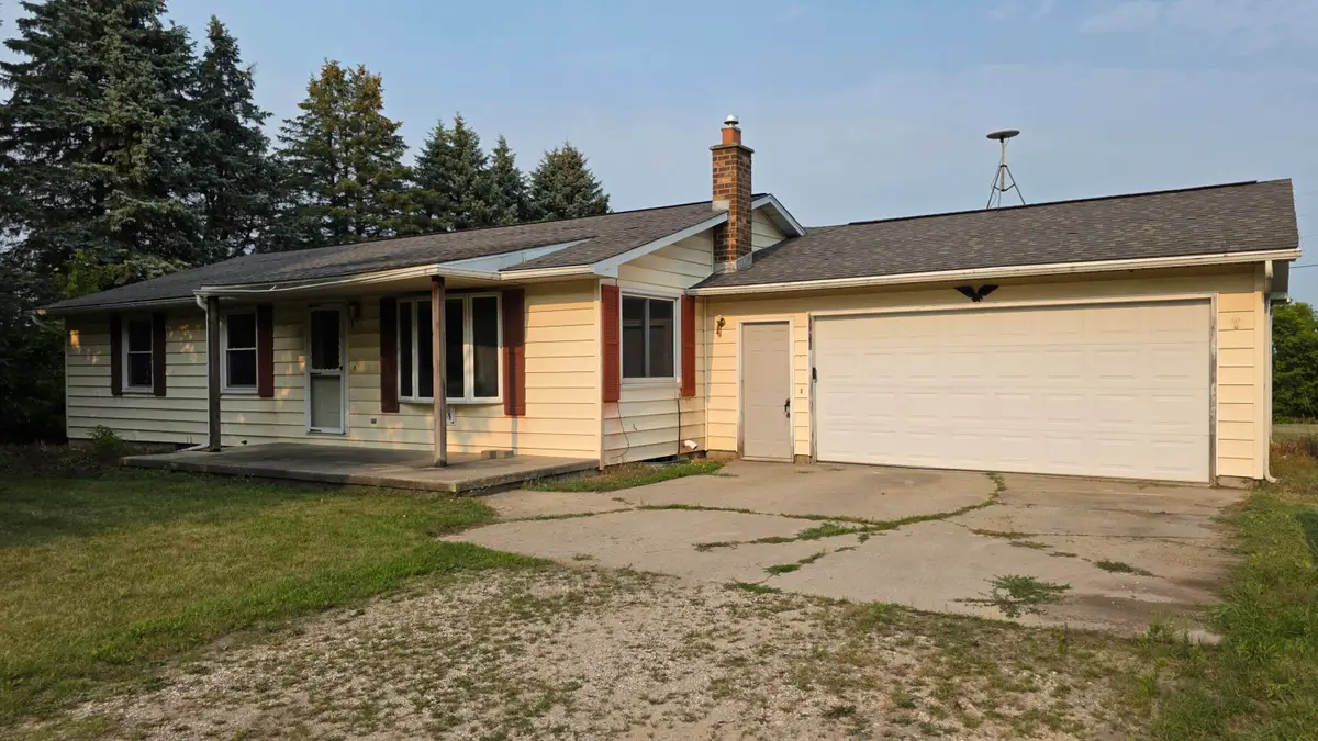 4545 S Rolland Road, Blanchard, MI 49310 - #1