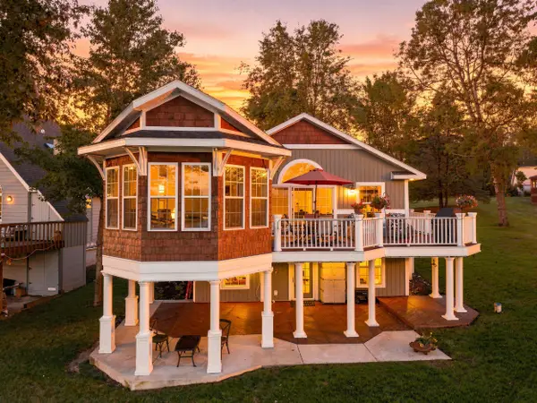 7060 Southwest Drive, CanadianLakes, MI 49346